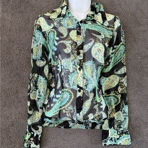 No Boundaries Black and Green Paisley Top